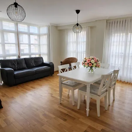 Apto Cuevas Del Mar - Playa Cerca Y Garaje