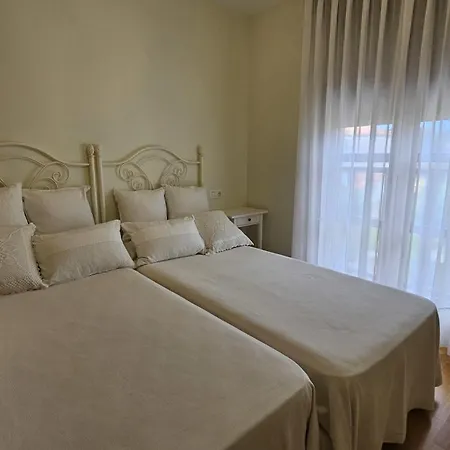 Cuevas De Mar Cuevas (Llanes)