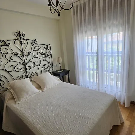 Cuevas De Mar Cuevas (Llanes)