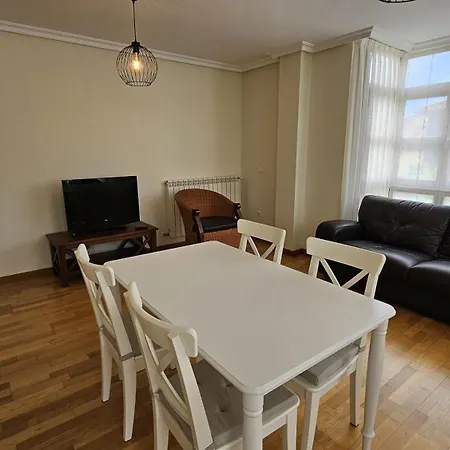 Cuevas De Mar Cuevas (Llanes)